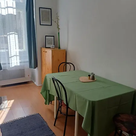 Apartment Flat In The Very Center *