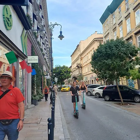 Flat In The Very Center Будапешт