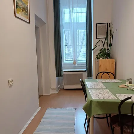 Апартаменты Flat In The Very Center Будапешт